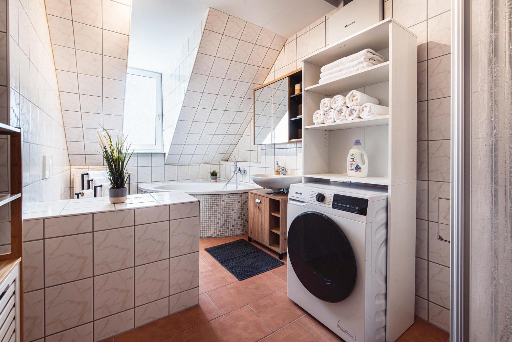 Apartment Grosszuegiges - Zentral - Kueche - Familienfreundlich *